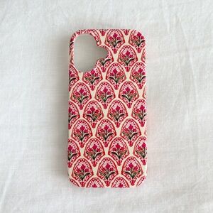 NWOT Tulip Tapestry Casely iPhone 17 Case
